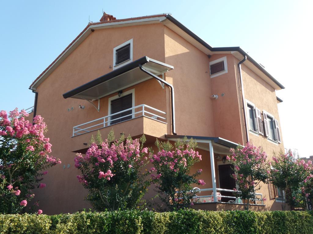 Apartmani Lina Umag Dış mekan fotoğraf