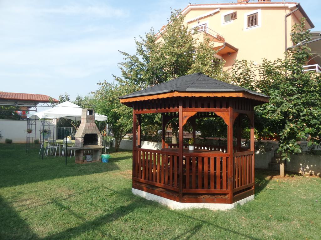 Apartmani Lina Umag Dış mekan fotoğraf
